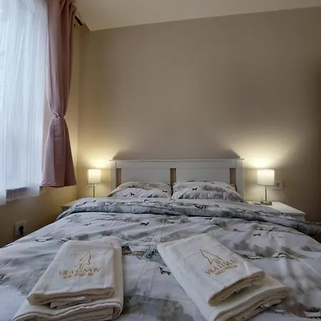 Dordevic Elsa 4 Apartment *
