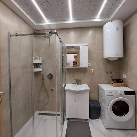 Dordevic Elsa 4 Apartment *