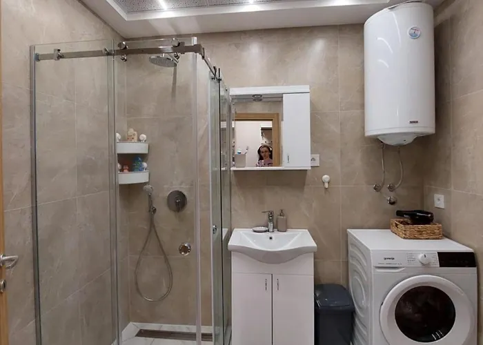 Dordevic Elsa 4 Apartment *